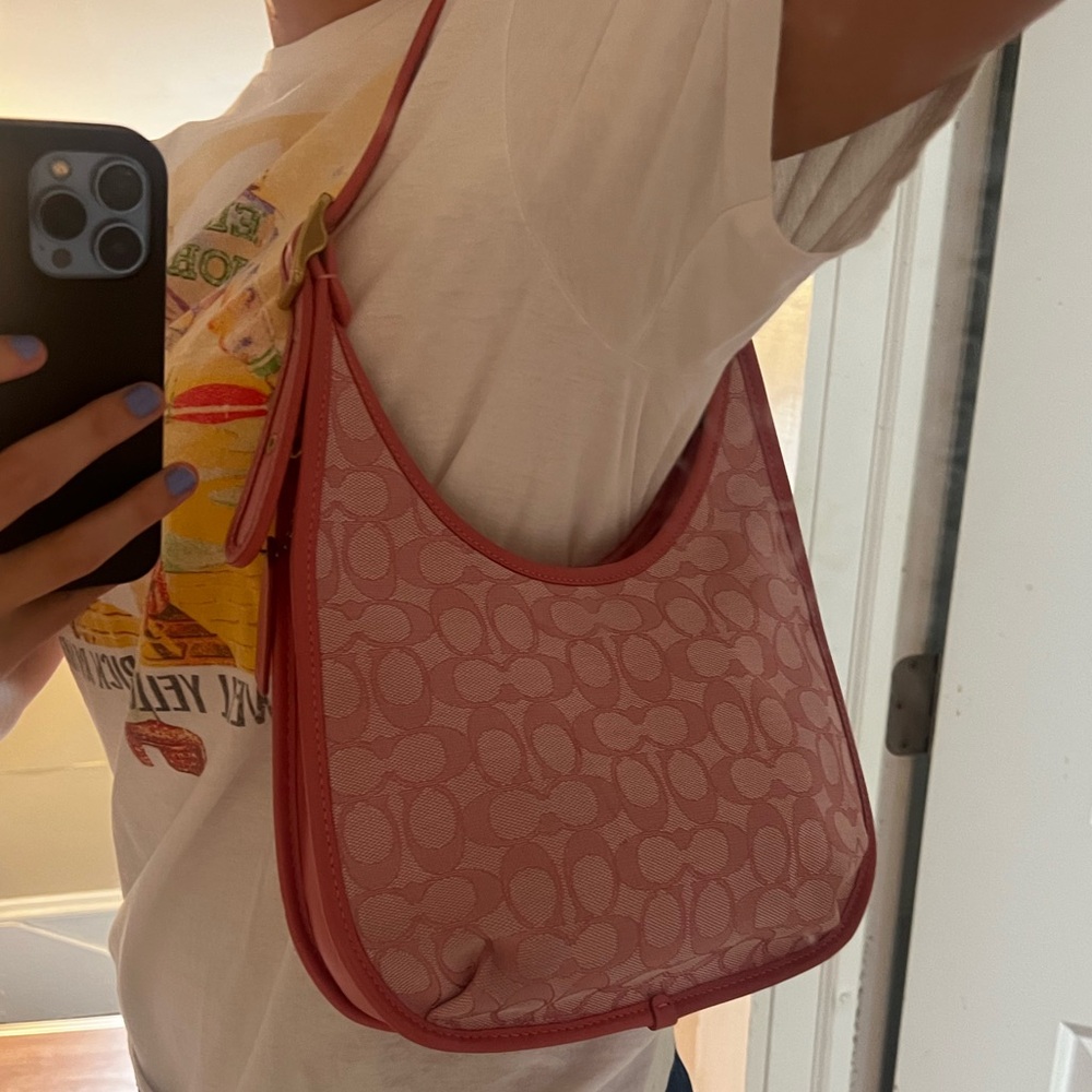 COACH Shoulder Bag